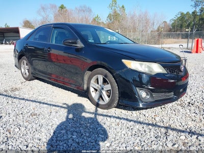 TOYOTA CAMRY 2012