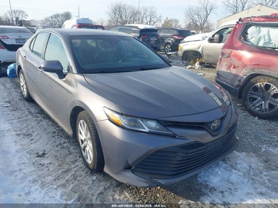 TOYOTA CAMRY 2018