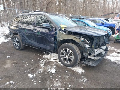TOYOTA HIGHLANDER 2020