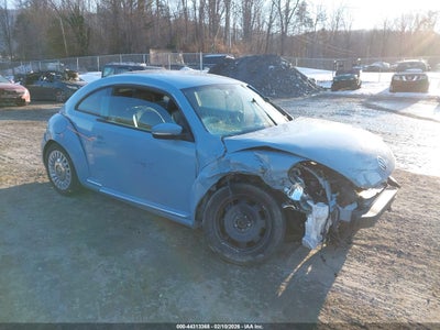 VOLKSWAGEN BEETLE 2014