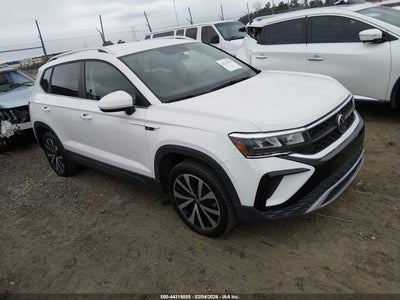 VOLKSWAGEN TAOS 2022