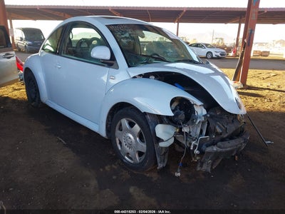 VOLKSWAGEN NEW BEETLE 2000