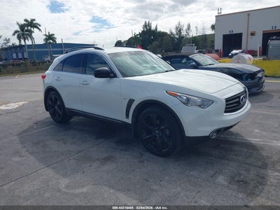 INFINITI QX70 2015