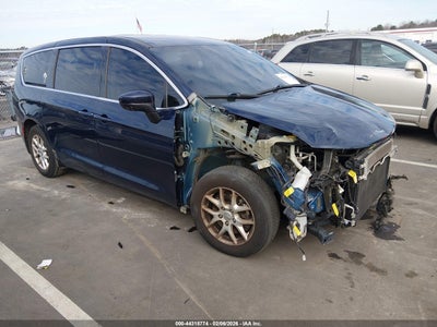 CHRYSLER VOYAGER 2020