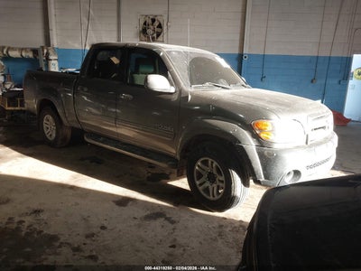 TOYOTA TUNDRA 2004