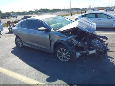 CHRYSLER 200 2015