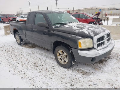 DODGE DAKOTA 2005