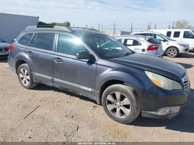 SUBARU OUTBACK 2010