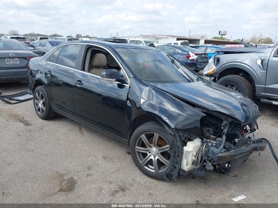 VOLKSWAGEN JETTA 2010