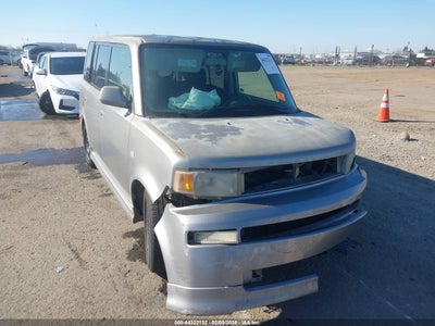 SCION XB 2005