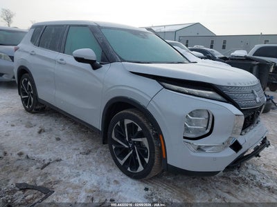 MITSUBISHI OUTLANDER 2023