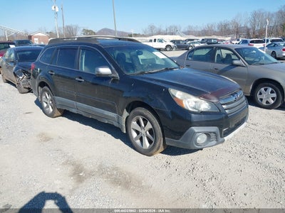 SUBARU OUTBACK 2013