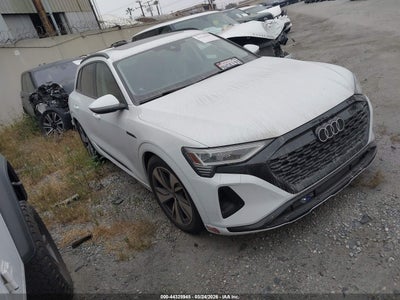 AUDI Q8 E-TRON 2024