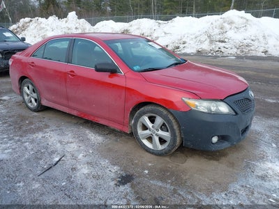 TOYOTA CAMRY 2011