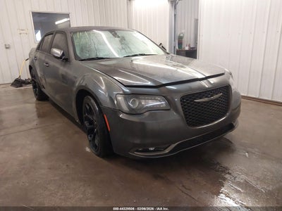 CHRYSLER 300 2017