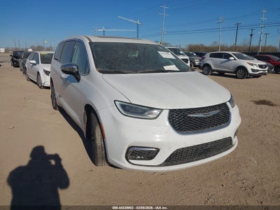 CHRYSLER PACIFICA HYBRID 2023