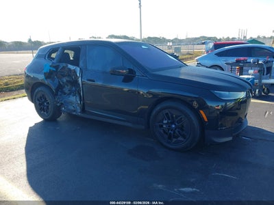 BMW IX 2023