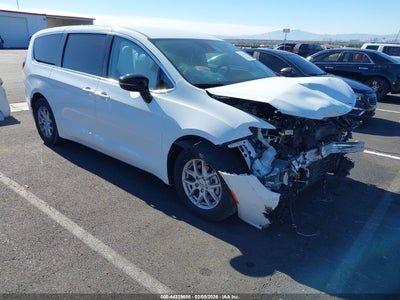 CHRYSLER PACIFICA 2024