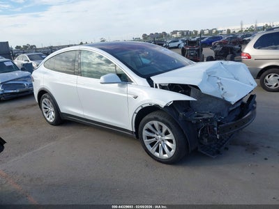 TESLA MODEL X 2016