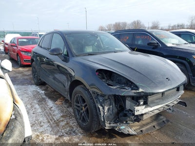 PORSCHE MACAN 2017