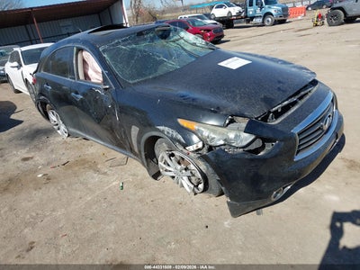 INFINITI FX37 2013