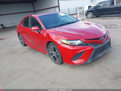 TOYOTA CAMRY 2020