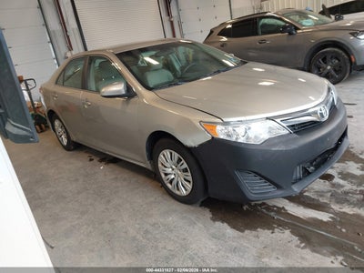 TOYOTA CAMRY 2014