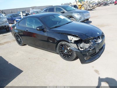 BMW 3 SERIES 2011