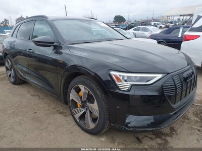 AUDI E-TRON 2022