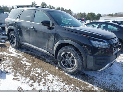 NISSAN PATHFINDER 2023