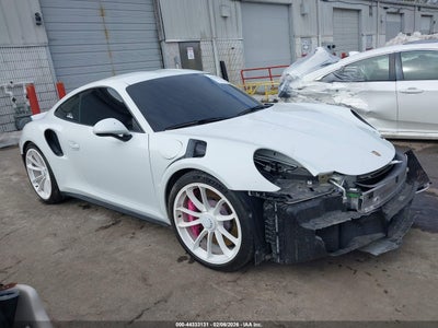 PORSCHE 911 2016