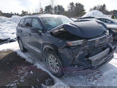 TOYOTA GRAND HIGHLANDER 2025