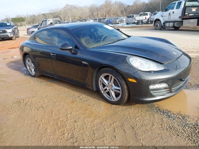 PORSCHE PANAMERA 2012