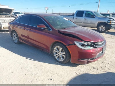 CHRYSLER 200 2015