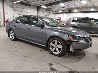 VOLKSWAGEN PASSAT 2015