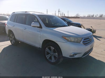TOYOTA HIGHLANDER 2013