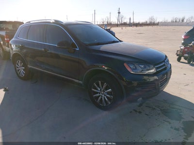 VOLKSWAGEN TOUAREG 2012