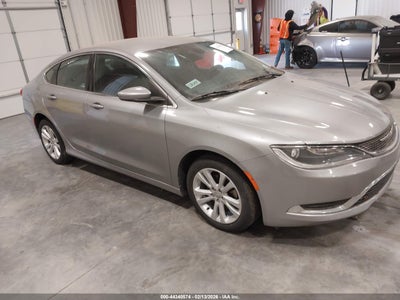 CHRYSLER 200 2015