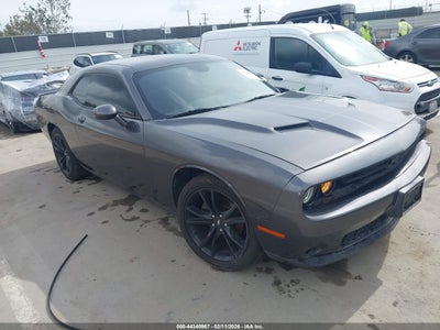 DODGE CHALLENGER 2017