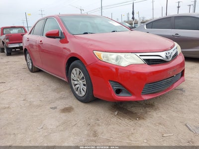 TOYOTA CAMRY 2014