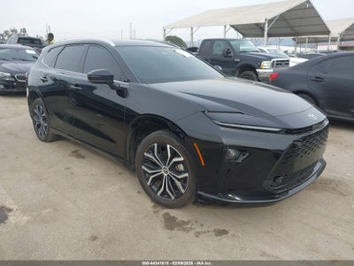 TOYOTA CROWN SIGNIA 2025