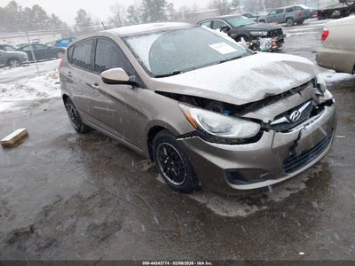 HYUNDAI ACCENT 2013
