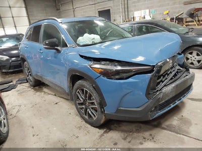 TOYOTA COROLLA CROSS 2026