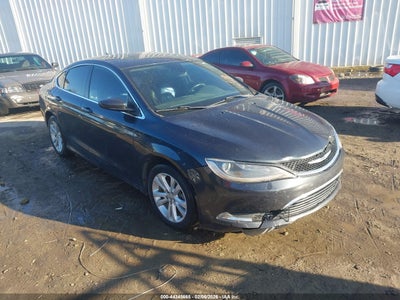 CHRYSLER 200 2017