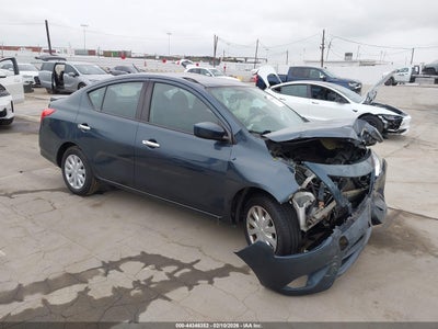 NISSAN VERSA 2017