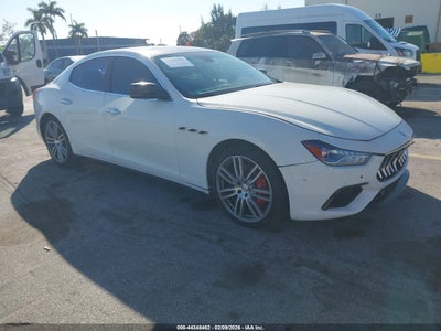 MASERATI GHIBLI 2015