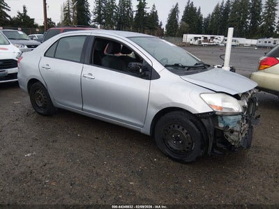 TOYOTA YARIS 2012