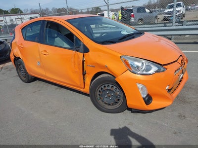 TOYOTA PRIUS C 2015