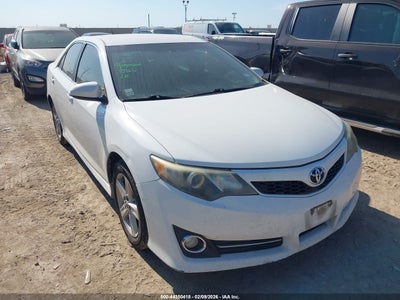 TOYOTA CAMRY 2014