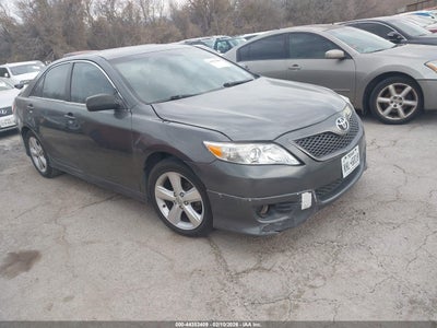 TOYOTA CAMRY 2011